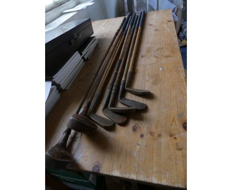 A mixed lot of vintage golf clubs to include examples marked George Forest North Berwick, hand forged Mashie Niblick, R. B. W