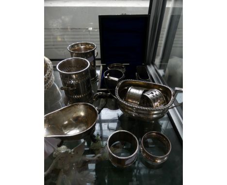 A mixed lot of silver and silver-plated items to include double handled sugar basin, small sauceboat, plated bottle stands, v