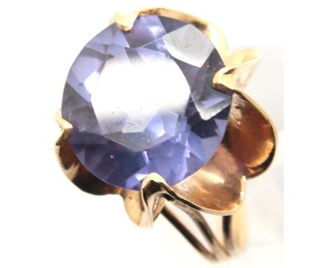 Presumed 9ct gold (indistinctly marked) set with a large sapphire of approximately 4cts, size L/M. P&amp;P Group 1 (£14+VAT f