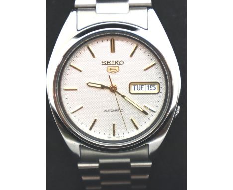 Gents Seiko Five automatic day date wristwatch, new and boxed. Working at lotting. P&amp;P Group 1 (£14+VAT for the first lot