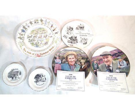 Last of the Summer Wine collection of mixed collectable display plates, some Danbury Mint. P&amp;P Group 2 (£18+VAT for the f