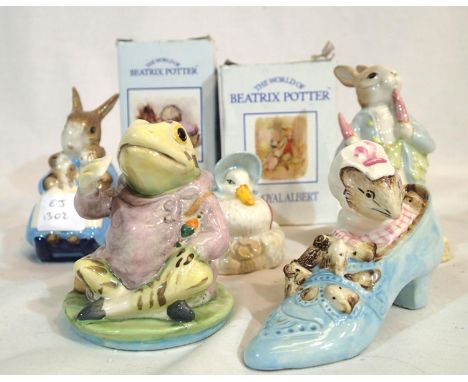 Royal Albert Beatrix Potter, five ceramic figures including a boxed Peter Ate a Carrot, all first quality. P&P Group 2 (£18+V