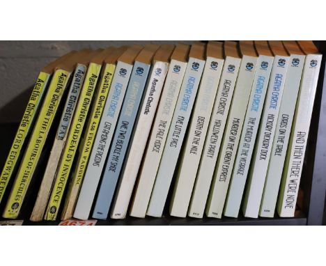 Seventeen Agatha Christie paperbacks. P&amp;P Group 2 (£18+VAT for the first lot and £3+VAT for subsequent lots) 