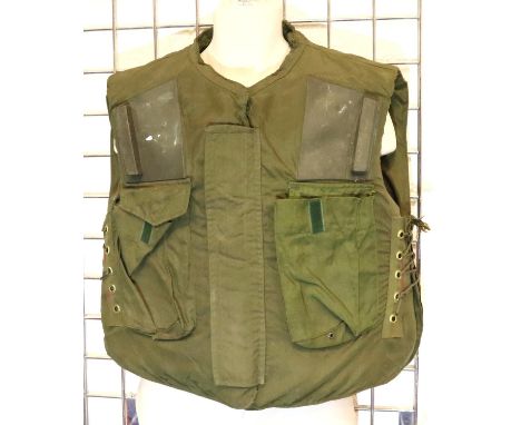 Northern Ireland issue flack jacket, size M, made by James &amp; Smith &amp; Co. P&amp;P Group 3 (£25+VAT for the first lot a
