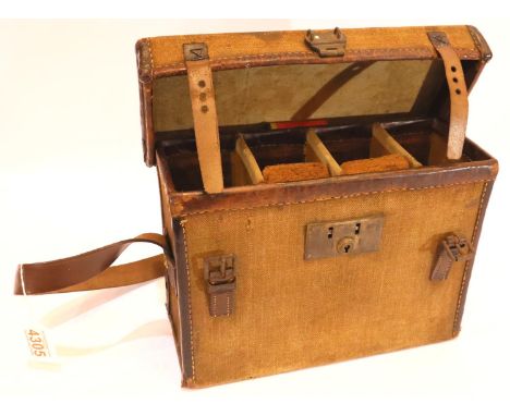 Canvas and leather bound shotgun cartridge box with leather pull-ups. P&P Group 2 (£18+VAT for the first lot and £3+VAT for s