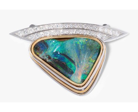 Opal-Brillant-Anhänger750 Gelb-/Weissgold. Boulder-Opal Freiform ca. 30x25 mm, begleitet von 36 feinen Brillanten von ca. 3.2
