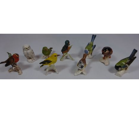 Nine Goebel birds including a Robin and Kingfisher (9) Condition Report Click here for further images, condition, auction tim