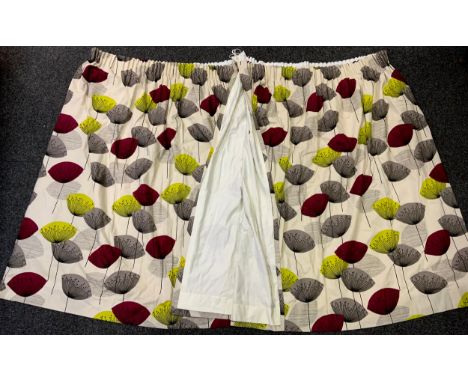 Pair of Sanderson curtains, Dandelion clocks, 150cm length x 332cm width (each) 
