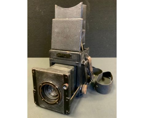 A Marion Soho Reflex Camera, 2'' x 1 1/2''plate, c.1920 