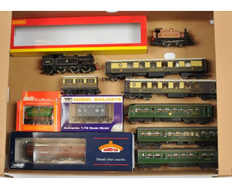 Bachmann Branchline and others Boxed and Unboxed Mix - 34-327A LMS Parcels Van, Dapol NYMR Limited Edition van, R.127 'Castro