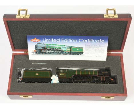 Bachmann 20-2009 (Limited Edition) 4-6-2 BR A2 Class Steam Locomotive No. 60532 "Blue Peter", complete with certificate No. 3