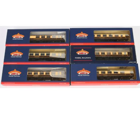 Bachmann group of BR Mk1 Pullman Coaches to include 39-280B 1st Class Kitchen Coach "Falcon" and others (see photo). Conditio