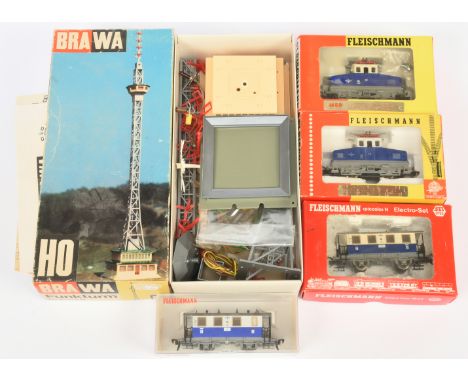 Fleischmann &amp; Brawa HO, Loco's, Coaches &amp; Radio Tower Kit. Comprising Fleischmann 2x 4305 ELB overhead electric loco'
