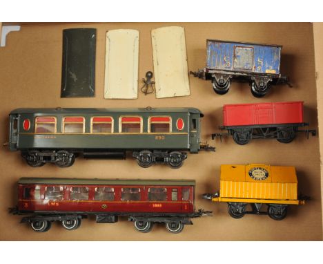 Hornby O Gauge Coaches and Wagons - To include LMS and Southern coaches, two hopper type wagons and one van. Conditions: Vary