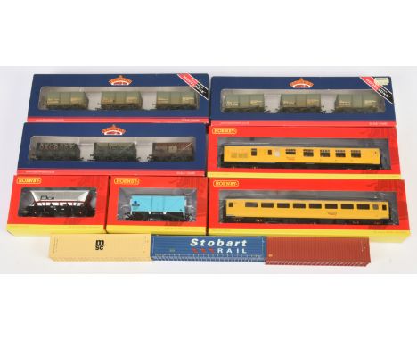 Hornby (China) &amp; Similar mixed group of mainly Rolling Stock to include R4946 MK2F Network Rail Brake Force Runner Coach 