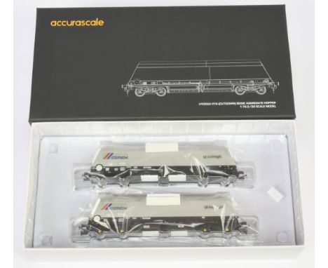 Accurascale OO Gauge Ref ACC2642CEM3 Twin Pack of Cutdown HYA Bogie Aggregate Hopper Wagons "GBRf/Cemex". Conditions are Mint