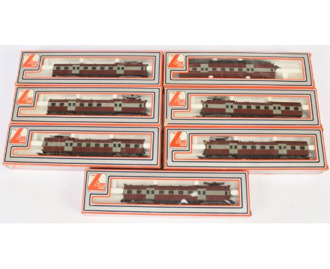 Lima HO Gauge group of South African Motor and Dummy Coaches (see photo). Conditions are Excellent to Near Mint in Good to Go