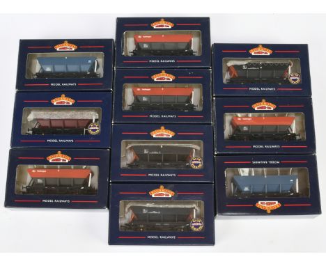 Bachmann group of Hopper Wagons to include 38-001 46 ton HEA Hopper Wagon "Railfreight" and others (see photo). Conditions ar