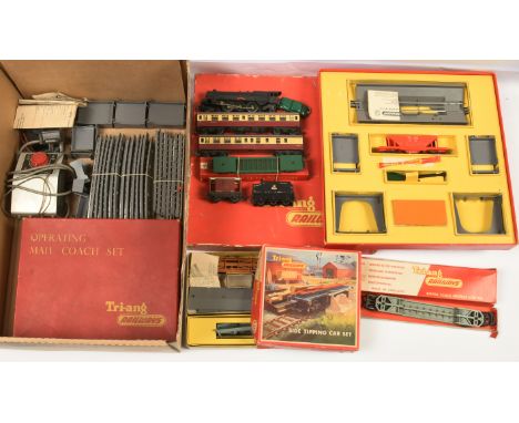 Triang Railways. Mixed group of items. To include R161 Operating Hopper Car Set, Operating Royal Mail Coach Set, R345 Side Ti