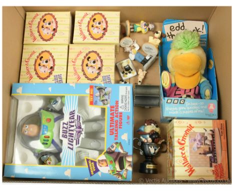 Quantity of TV and Film related collectables including Wallace &amp; Gromit figurines, Edd the Duck glove puppet, Think Way B