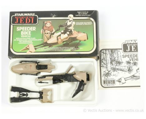 Kenner Star Wars vintage Return of the Jedi, Mint complete, includes plastic inner tray and instructions, within Good Plus op