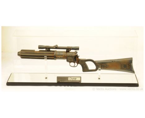 Star Wars Master Replicas Boba Fett EE-3 Blaster Rifle 1:1 scale, Signature Edition signed by Jeremy Bullock, Limited Edition