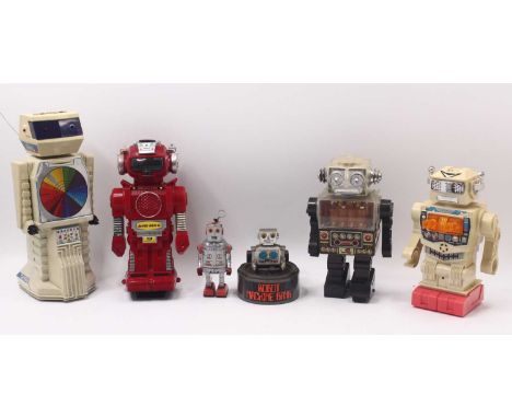 Box containing a quantity of loose various plastic battery-operated robots including; Magic Mike 3, Charly The Automatic Robo
