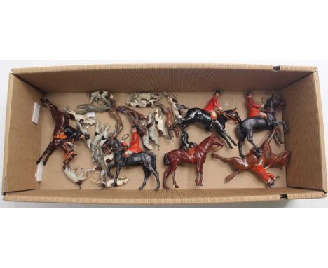 Britains small quantity of loose hunting lead hollow and painted playworn figures to include; 2 foxes, a group of dogs, and 6