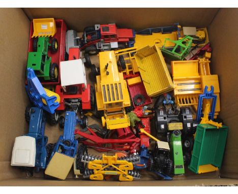 One tray of play-worn Britains, other tractors, and farming implements including a Britains two-wheeled trailer, a Corgi Beas