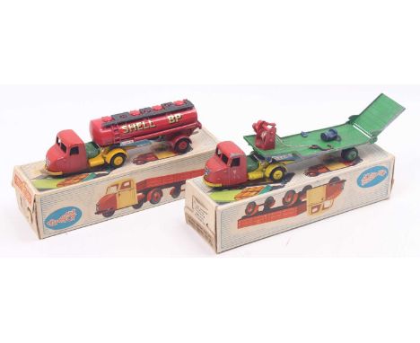 Crescent Toys group of 2 haulage diecasts to include. No.1276 Scammel Scarab petrol tanker 'BP' and a No.1274 Scammel Scarab 