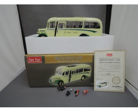 A Sun Star 1:24 scale die-cast Bedford OB Duple Vista coach, Southern Vectis Limited Edition and boxed