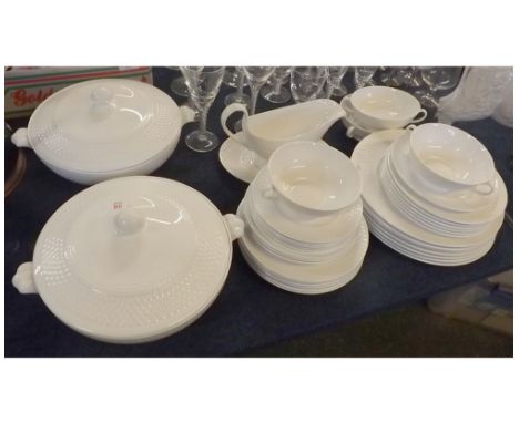 Quantity of Spode Mansard table wares, to include two covered vegetable dishes, gravy boat and stand, soup dishes, various pl