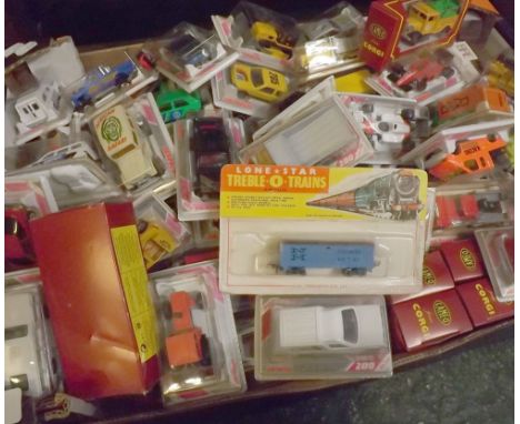 Box: large quantity of various modern Corgi, Majorette and other toy vehicles (qty)