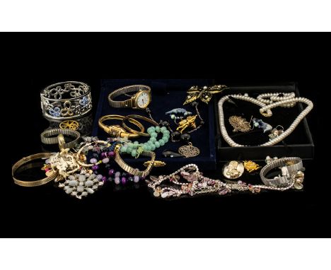 Collection of Costume Jewellery to include boxed Honora Freshwater pearl necklace, bracelet and earring set; a boxed necklace