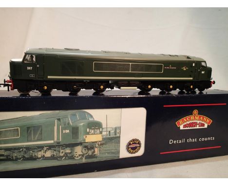 OO scale Bachmann 32-675, class 45 diesel, D67, The Royal Artilleryman, green, near mint, storage wear to box. UK P&amp;P Gro