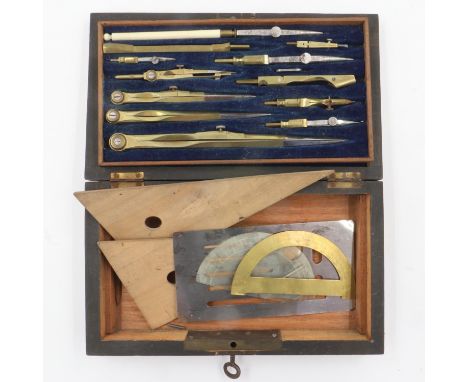 Mahogany cased brass drawing set, L: 20 cm. UK P&amp;P Group 2 (£20+VAT for the first lot and £4+VAT for subsequent lots)