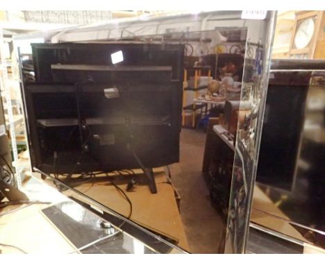 Samsung television. All electrical items in this lot have been PAT tested for safety and have passed. This does not confirm t