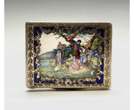 A silver-gilt and enamel cigarette case 106gm 9.5cmCondition report: Hinge good, closes nicely, obvious wear to gilt on outsi