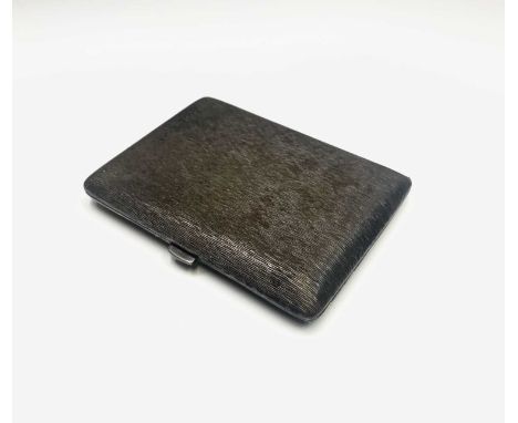 A German textured cigarette case, the gilt interior inscribed and dated 1919 95gm.Condition report: There is no hint of a mar