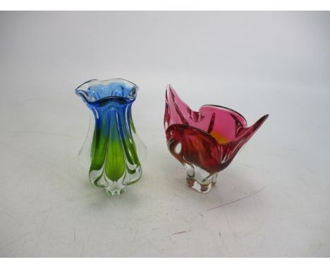 Vintage Czech blue/green heavy art glass Josef Hospodka vase (chip to base), along with pink/amber bowl (small chip). A/F 