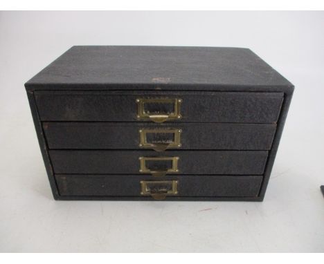 Vintage metal 4 drawer filing drawers. 