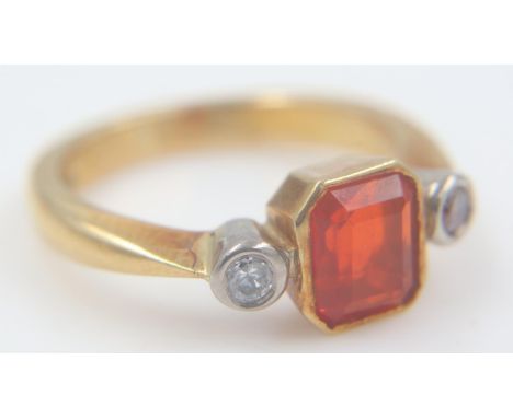 9ct gold, tourmoline and cubic zirconia set ring, size J/K, 4.6g. UK P&amp;P Group 0 (£6+VAT for the first lot and £1+VAT for