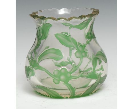 An Art Nouveau cameo glass vase,  in the manner of Thomas Webb, overlaid in green with mistletoe, shaped rim, 12cm high 