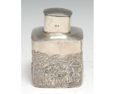 An Edwardian silver rounded square tea caddy, push-fitting cover, chased with scenes in the manner of Teniers, 10cm high, Bir