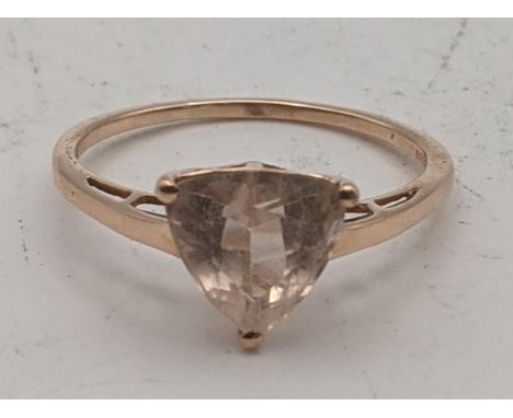 A 10k rose gold ladies ring set with a triangular pink morganite, size S, 1.9g, with a certificate of authenticityLocation:If