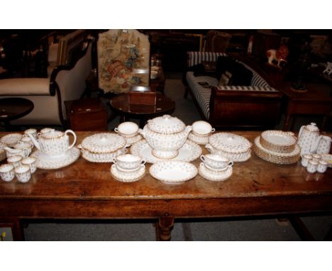 An extensive Spode "Fleur De Lys" dinner service