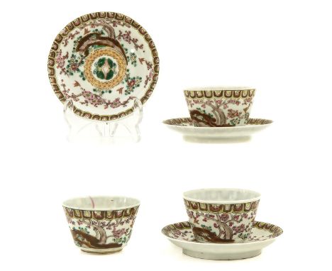 Floral decor, saucers are 12 cm. in diameter, chip.