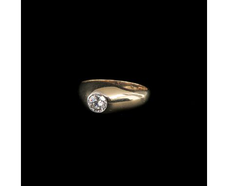14 carat gold, set with diamonds, diameter approx. 4 mm., ring size 19