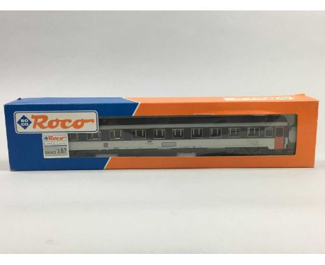 MODEL RAILWAY,thirteen HO gauge Roco coaches along with five Lima and a Jouef example, all boxed