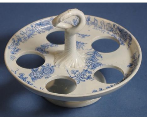 Spode "Chinese flower" egg stand with impressed mark and stamp to base, W19cm approx